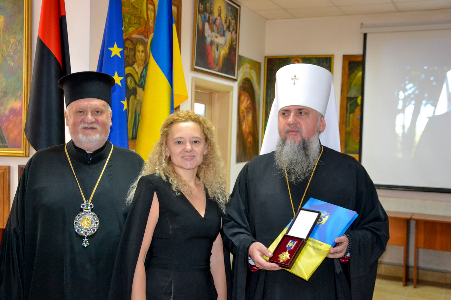 Блаженніший Митрополит Київський і всієї України Епіфаній Думенко удостоєний ордена Августина Волошина
