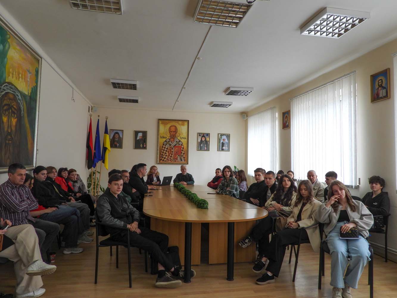 В Ужгородському гуманітарно-економічному коледжі КаУ ім. Августина Волошина відбулася відкрита лекція професора Антоніни Вчорашньої, присвячена Василю Стусу
